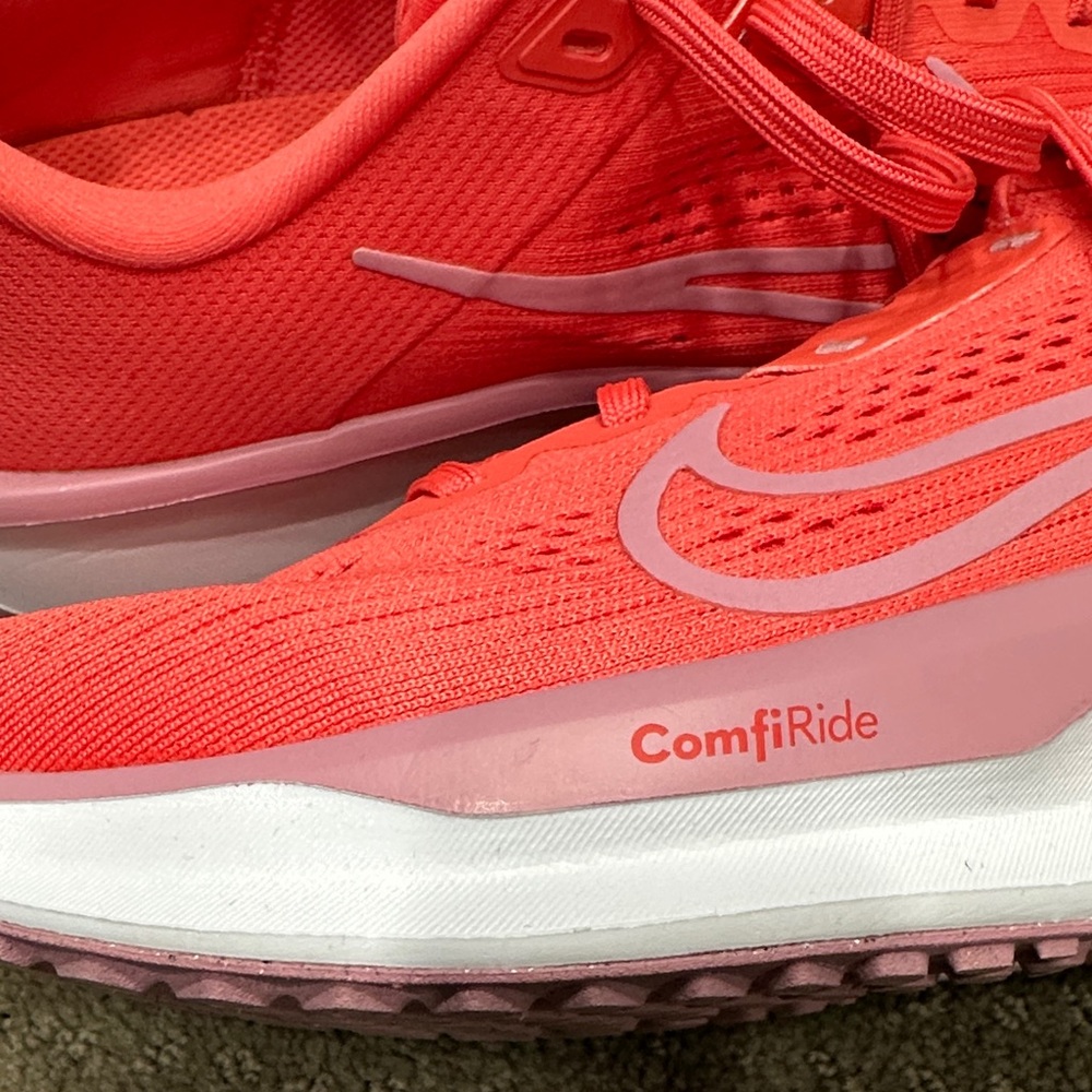 Nike Women's Coral/Purple Running Shoes - Lightweight Trainer 10Med - Picture 9 of 9